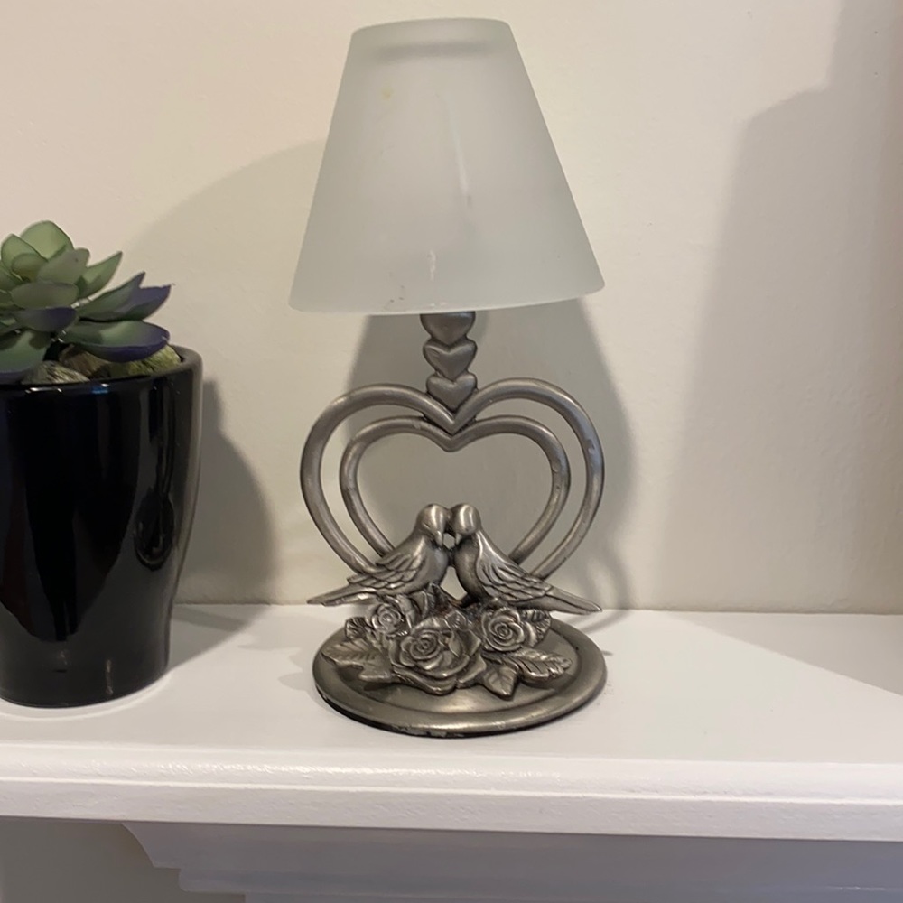 Tea light shade candle holder
